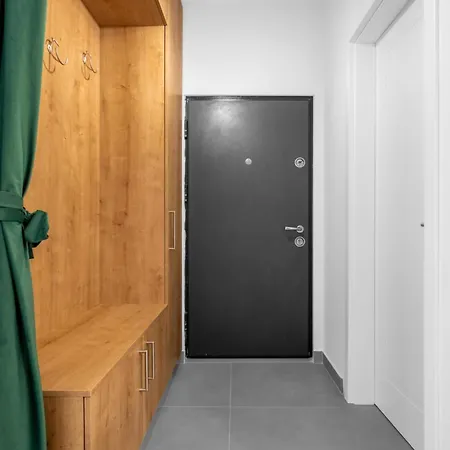 Apartman Xtn Chill House Aeroport With Parking