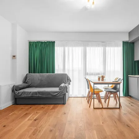 Xtn Chill House Aeroport With Parking Cluj-Napoca