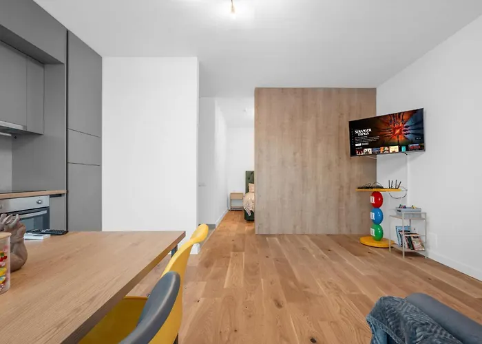 Xtn Chill House Aeroport With Parking * Cluj-Napoca